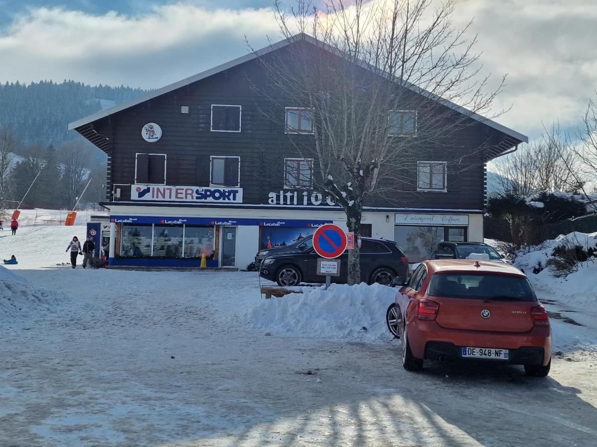 Place Royale Pour 10 A 12 Personnes A 30 Met Des Pistes De Ski Et Vtt Métabief Eksteriør billede